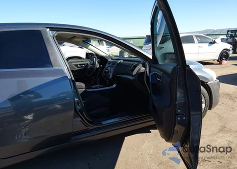 2013 Nissan Altima 2.5 Sv из США, поврежденный, VIN 1N4AL3AP1DC276710